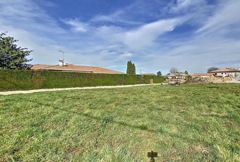  Vente Terrain à bâtir - 600m² à Biganos (33380) 