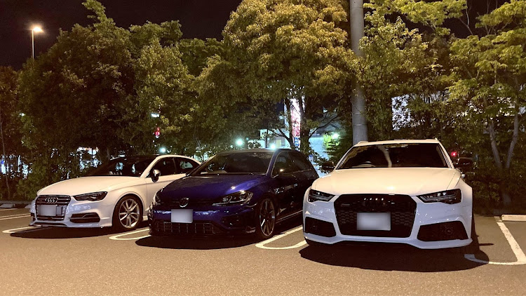 S3 セダンのアウディのある生活・アウディ S3・オフ会・速い車でゆっくり走る・再会に感謝に関するカスタム事例の投稿画像1枚目