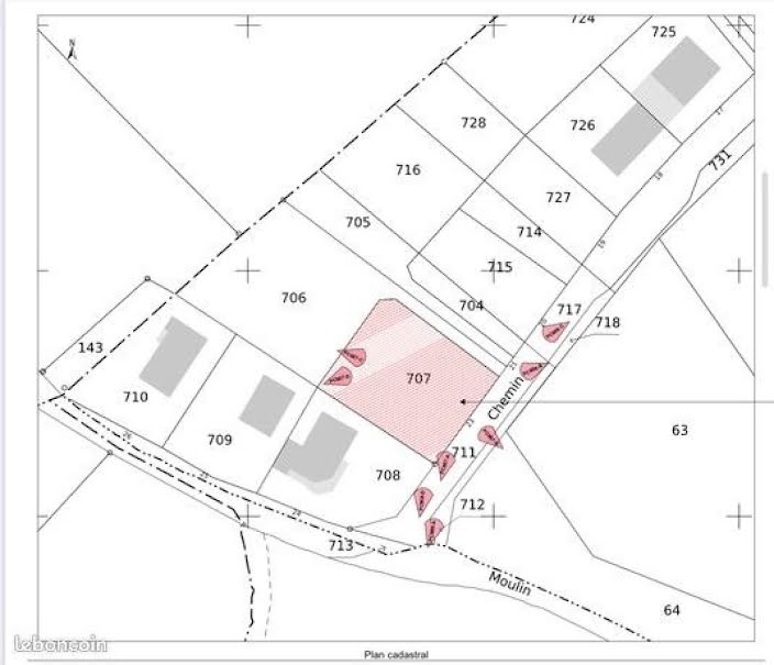 Vente terrain  644 m² à Moras-en-Valloire (26210), 63 000 €