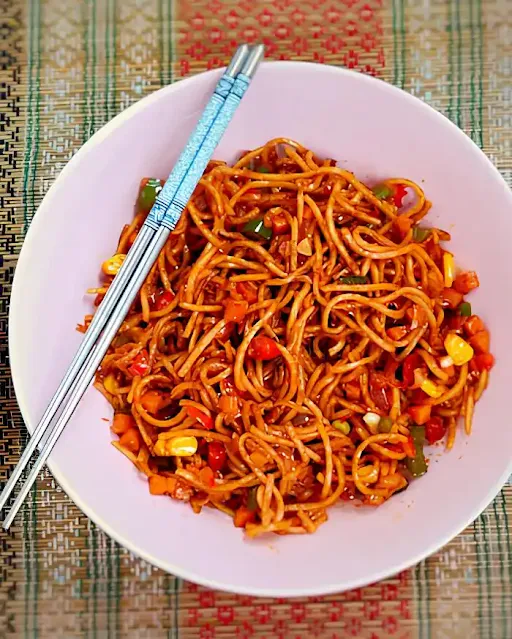 Veg Schezwan Noodles