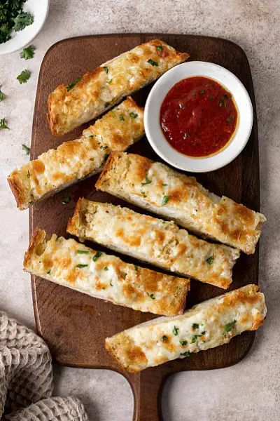 Butter Garlic Bread Sticks