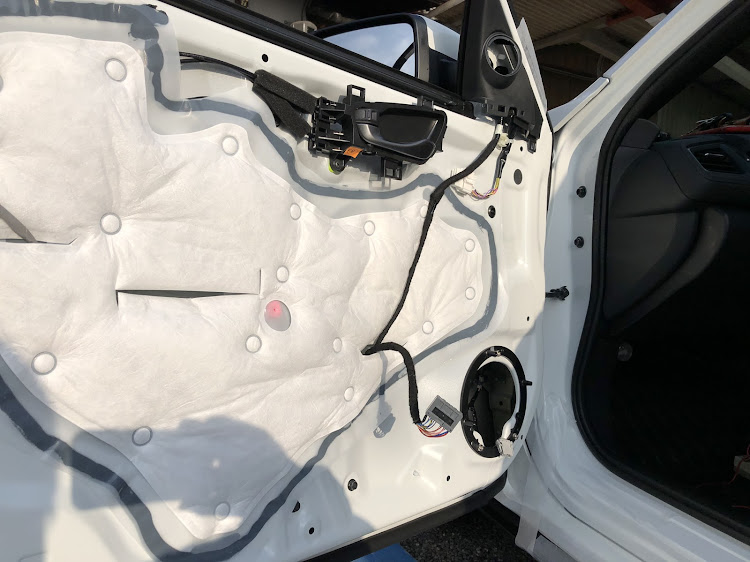 シビックのスピーカー取付に関するカスタム事例の投稿画像3枚目