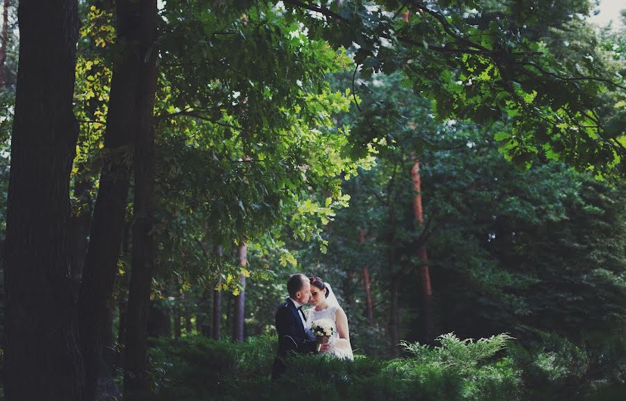 Fotógrafo de bodas Pavel Nenartovich (nenik83). Foto del 18 de octubre 2013