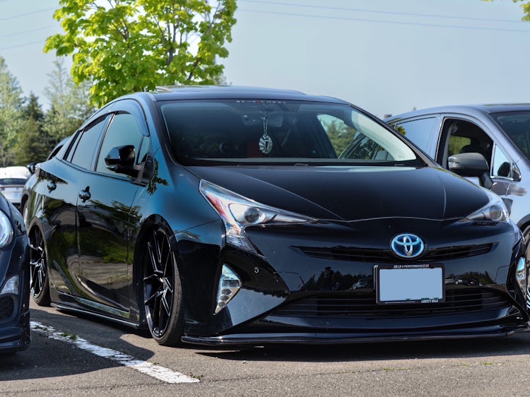ミウさんが投稿した50プリウス・LB★WORKS・LBWK・AIR MAX・IDEALに関するカスタム事例の投稿画像1枚目