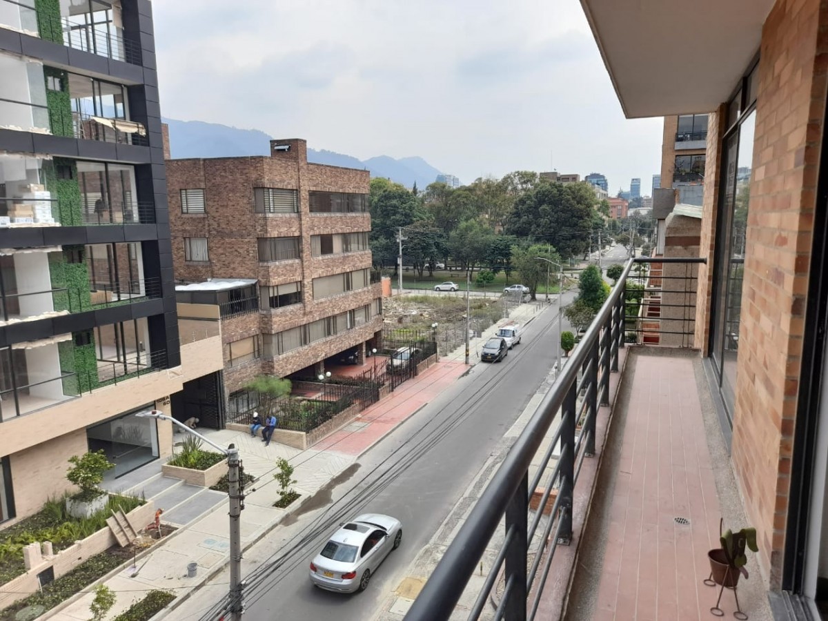 Apartamento En Venta - Santa Paula, Bogota