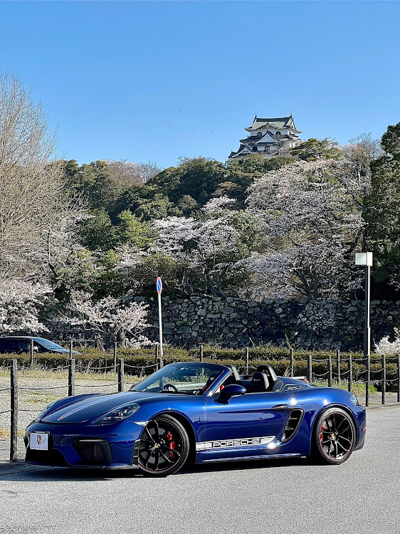 718 スパイダーのサクラと愛車・お城とコラボ・🌸とコラボ・彦根城の桜・ボンネットリフレクションに関するカスタム事例の投稿画像10枚目