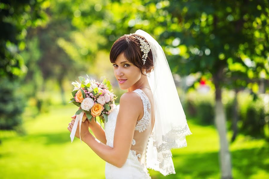 Fotografo di matrimoni Andrey Mayatnik (majatnik). Foto del 12 ottobre 2015