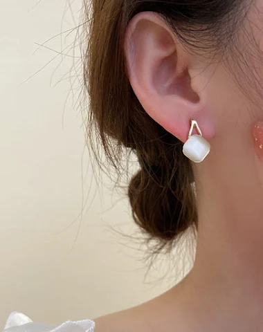 Schlichte Opal-Ohrstecker für Persö - 0