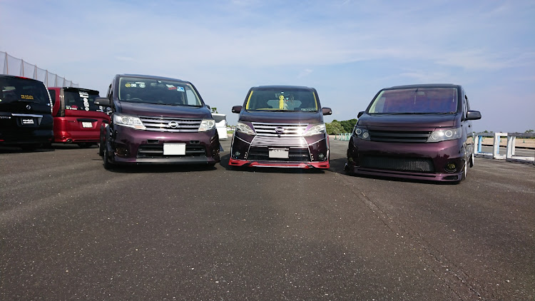 セレナの日産・セレナ・hentai改・#クズ・関西愉快な仲間達に関するカスタム事例の投稿画像15枚目