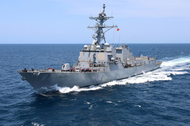 The US Navy guided-missile destroyer USS Mason pulls alongside a fleet replenishment oiler in the Atlantic Ocean, July 17, 2021. Picture: US NAVY/HANDOUT