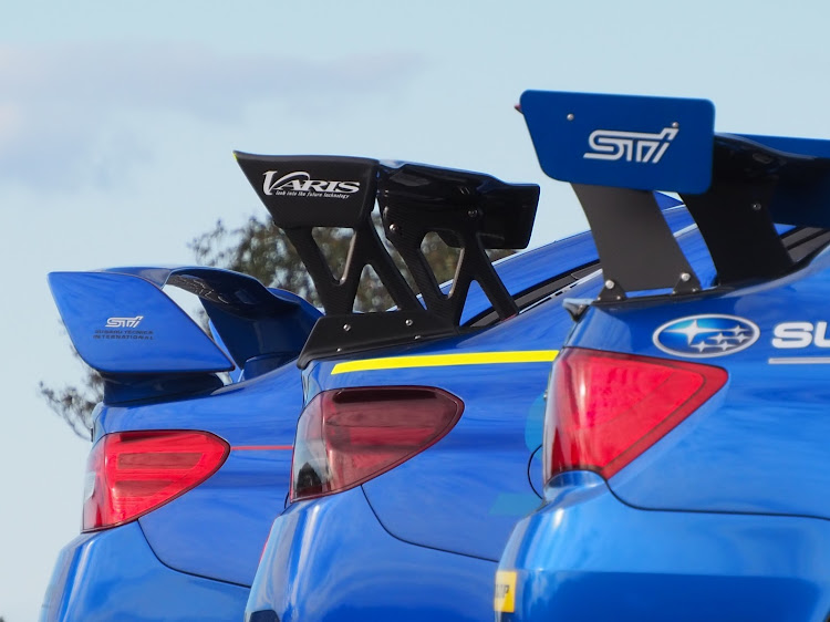 WRX STIの蛍光イエロー・こっそりリニューアル計画中🙊・自然に溶け込む⁉️・伊良湖・伊勢湾フェリーに関するカスタム事例の投稿画像10枚目