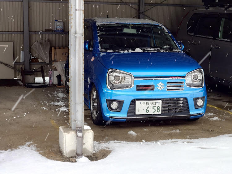 アルトワークスの大寒波到来・明日からまた雪⛄❄・あぁ～いやだ😣・せっかく連休なのに😥・今回はレンタカー無し😨に関するカスタム事例の投稿画像2枚目