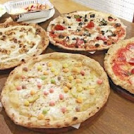 PIZZERIA OGGI 拿坡里披薩專賣店