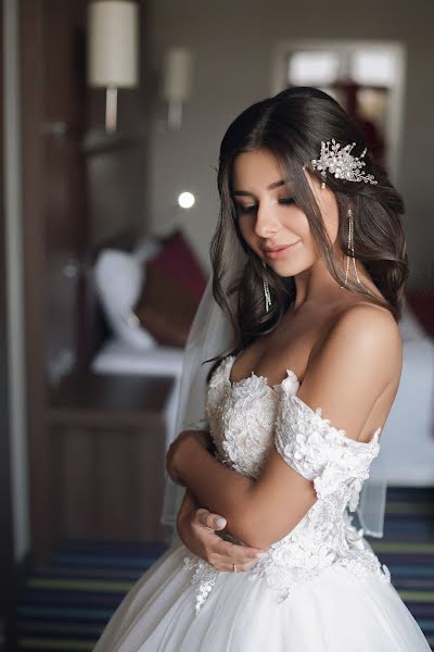 Wedding photographer Olesya Gulyaeva (fotobelk). Photo of 20 December 2019