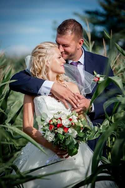 Fotografo di matrimoni Kristīne Lejniece (brilliantwedding). Foto del 3 marzo 2019