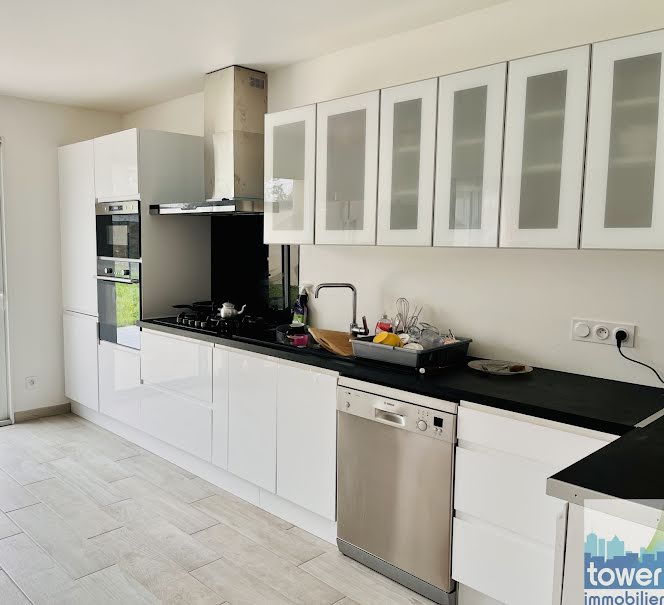 Vente maison 5 pièces 150 m² à Chateauroux (36000), 271 950 €