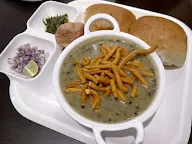 Misal Junction Dadar photo 3