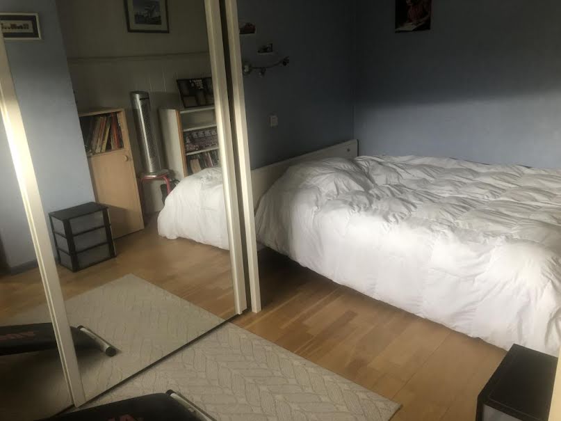 Location meublée chambre 1 pièce 20 m² à Saint-Julien-en-Genevois (74160), 1 000 €