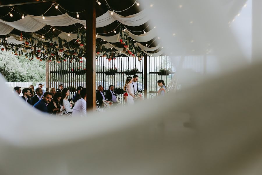 Fotógrafo de bodas Cristina And Filip (youngcreative). Foto del 3 de junio 2019