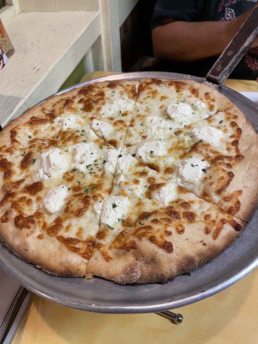 Gluten-Free Pizza at Italian House