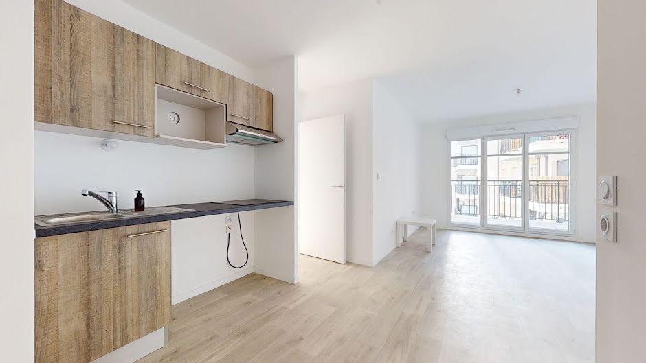 Vente appartement 3 pièces 63 m² à Le Blanc-Mesnil (93150), 301 701 €