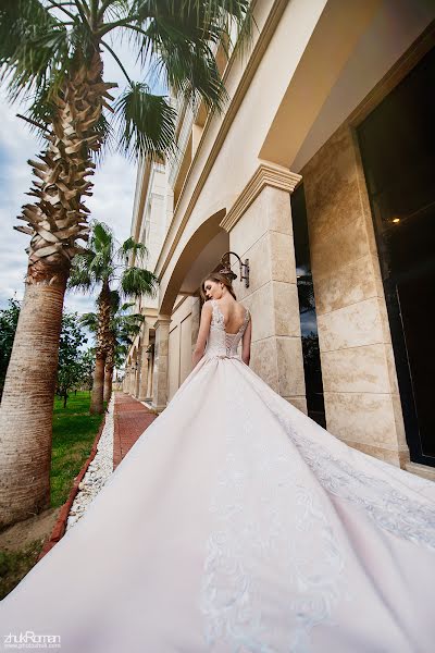 Fotografo di matrimoni Roman Zhuk (photozhuk). Foto del 27 maggio 2017