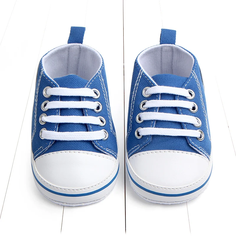 Baby soft-soled shoes for comfortable and natural development. These flexible shoes provide support for those first step