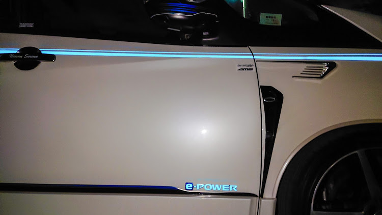 セレナのセレナC27・セレナe-power・HFC27・kanzy工房・真横に関するカスタム事例の投稿画像8枚目