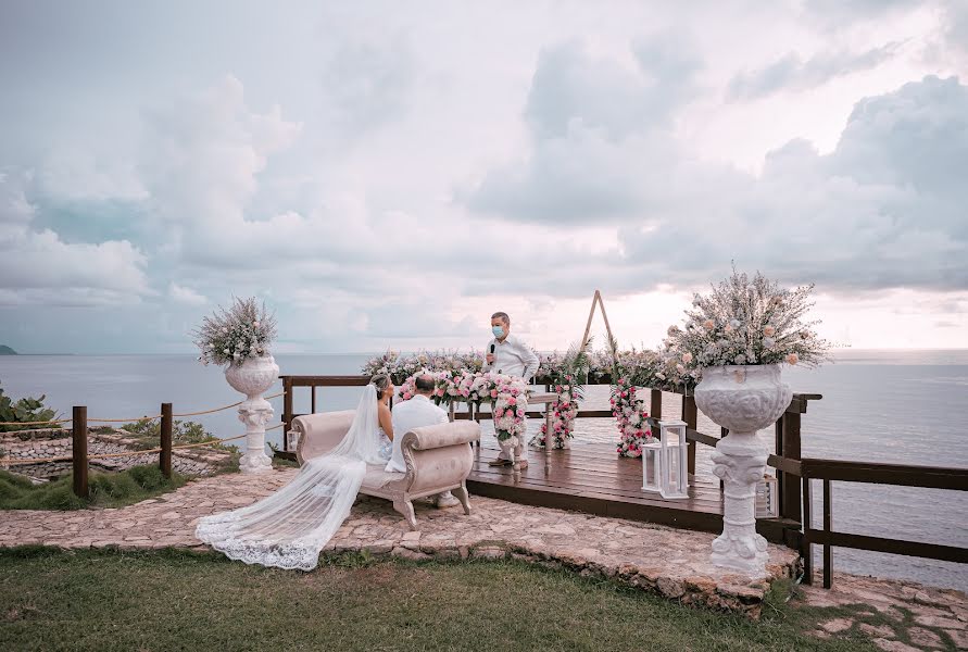 Fotógrafo de casamento Camilo Gaviria (living). Foto de 16 de janeiro 2023