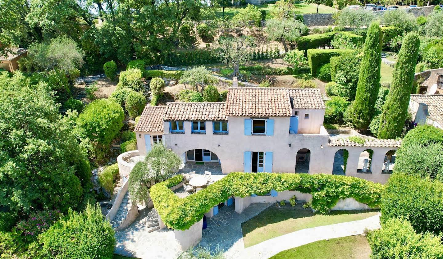 Villa with pool and garden Mouans-Sartoux