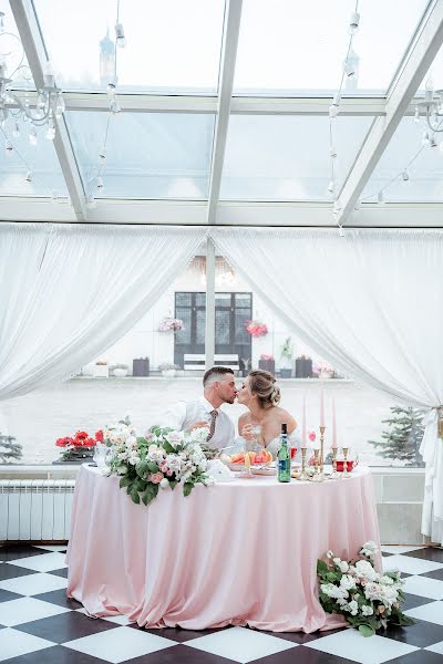 Esküvői fotós Anna Senina (seninafoto). Készítés ideje: 2023 január 24.