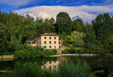 Villa with garden and terrace 9