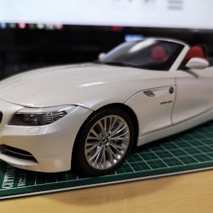 Z4 sDrive 23i