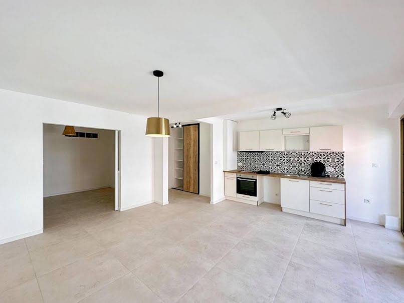 Vente appartement 2 pièces 43 m² à Saint-raphael (83700), 228 000 €