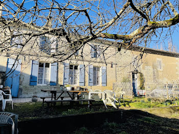 maison à Mortagne-sur-Gironde (17)