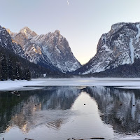 DOLOMITI ALLO SPECCHIO di 