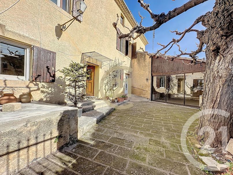 Vente maison 5 pièces 177 m² à Uzès (30700), 210 000 €