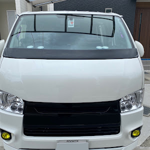 ハイエースバン TRH200V