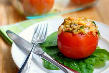 Spinach, Mushroom &amp; Brie Stuffed Tomatoes