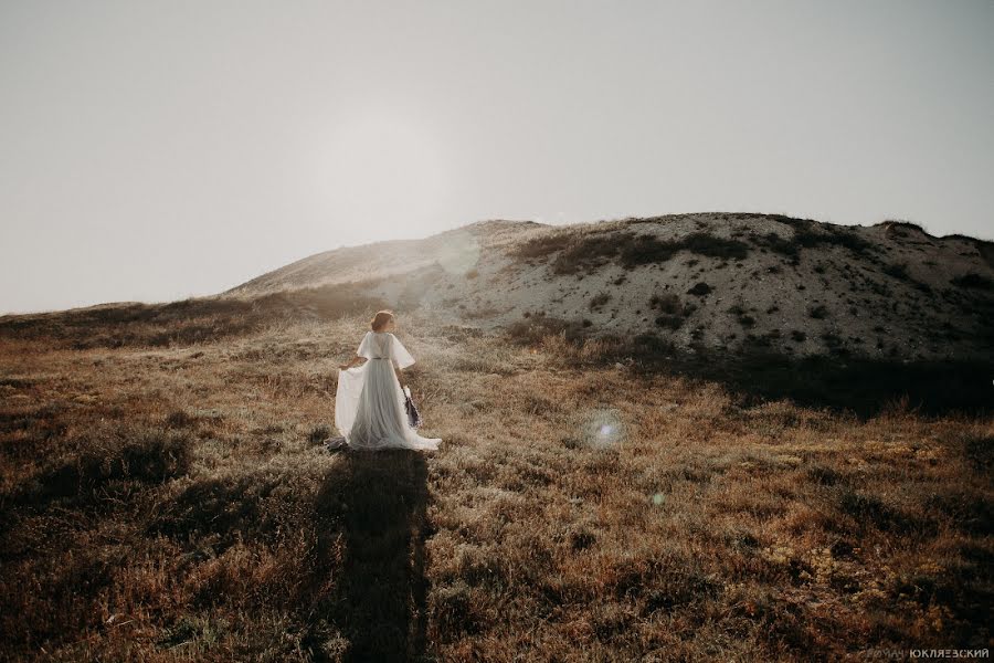 Fotograful de nuntă Roman Yuklyaevskiy (yuklyaevsky). Fotografia din 28 februarie 2018