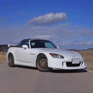 S2000