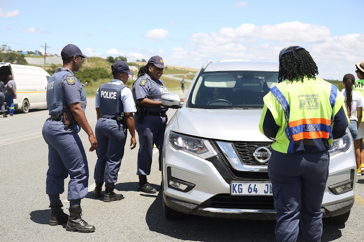 Almost 3,000 illegal immigrants have been arrested in December including 2,729 people for drug-related crimes while another 628 were nabbed for driving while drunk on South African roads.