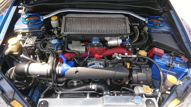 インプレッサ WRX STIのDIY・ブローオフバルブ取付・GRBに関するカスタム事例の投稿画像4枚目