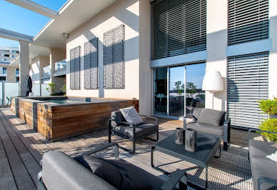 Apartment with terrace and pool 2