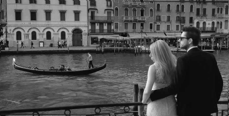 Fotografo di matrimoni Meni Nikou (toumpoulidis). Foto del 20 giugno 2015