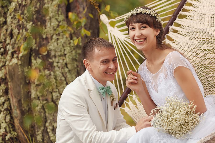 Fotógrafo de casamento Aleksandr Kovylyaev (arekusan). Foto de 26 de outubro 2015