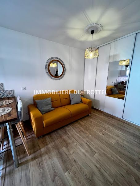 Location meublée appartement 1 pièce 30 m² à Ajaccio (20000), 700 €