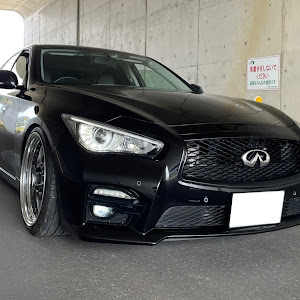 スカイライン YV37