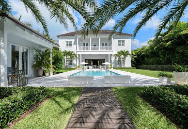 House with pool and terrace 19