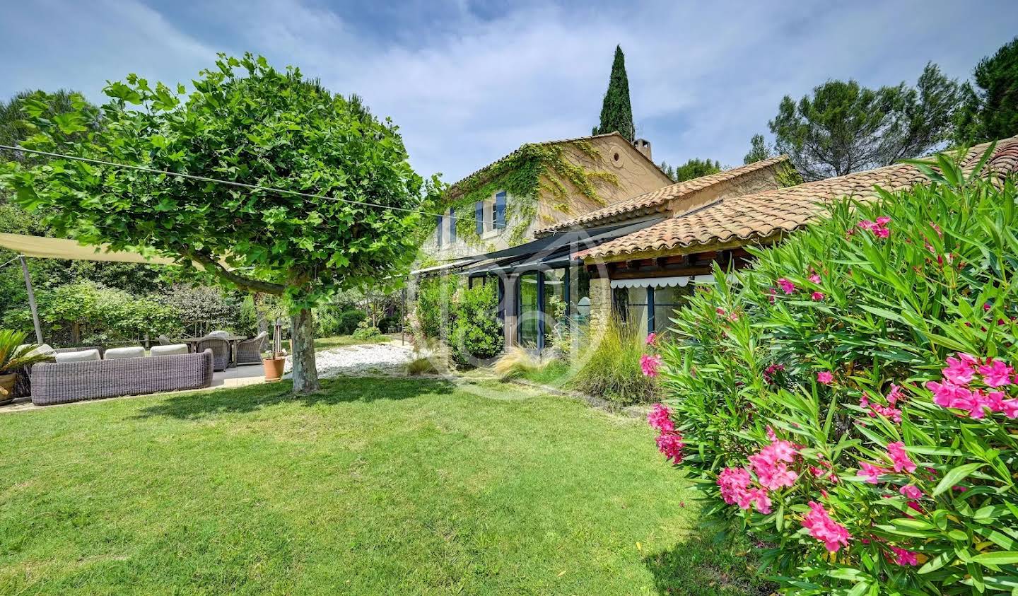 Maison avec piscine Rognes